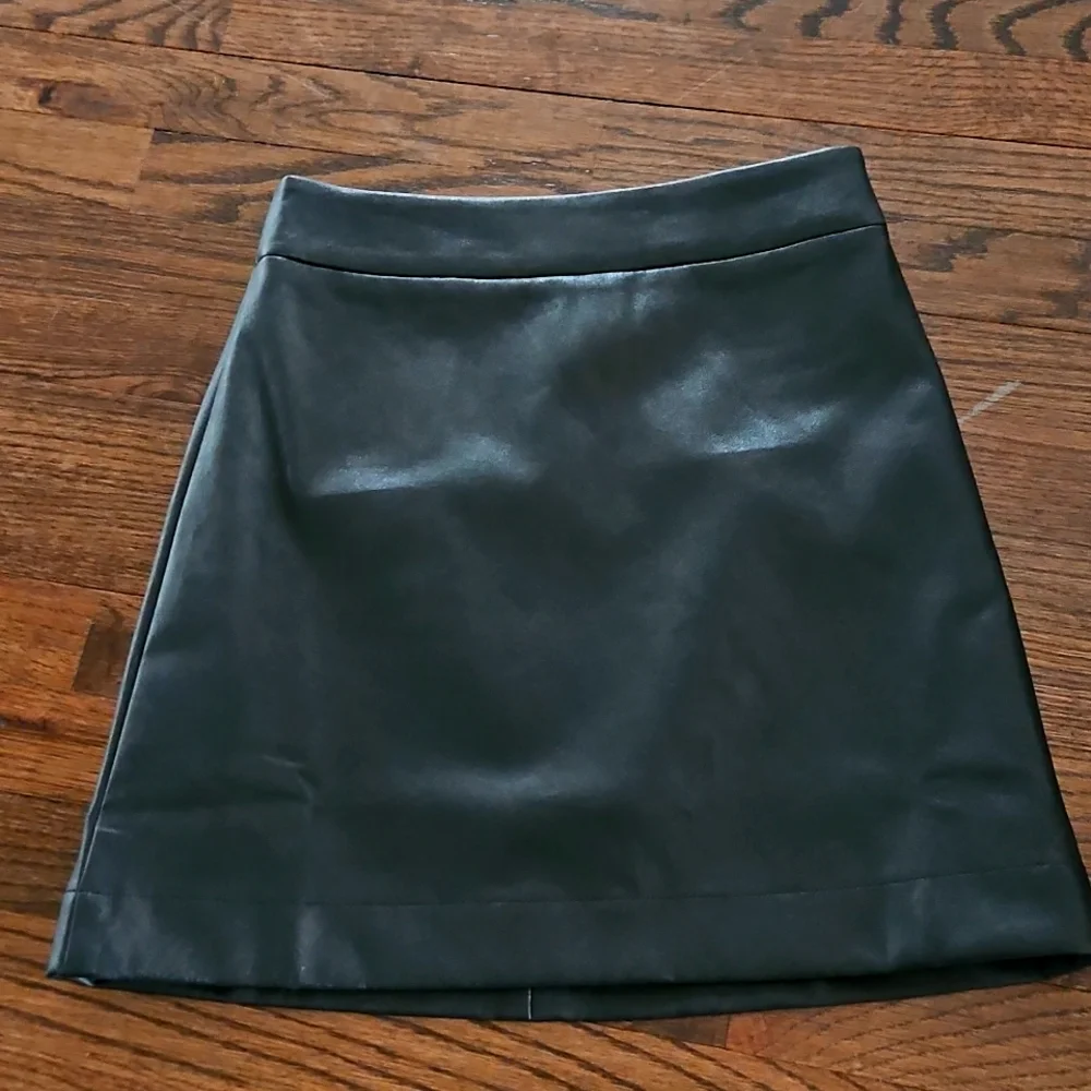 NWT J. Crew Womens Black‎ Faux A-Line Leather Mini Skirt
